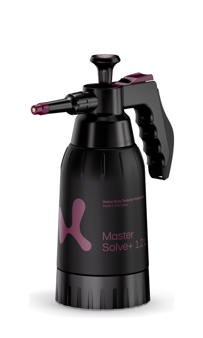 Klager Master Solve+ 1.2L heavy-duty pressure sprayer in the current Masterpiece design